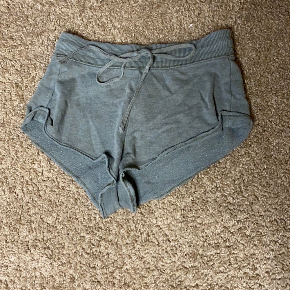 Olive green AE shorts